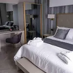 Divina Charme 马斯卡卢恰