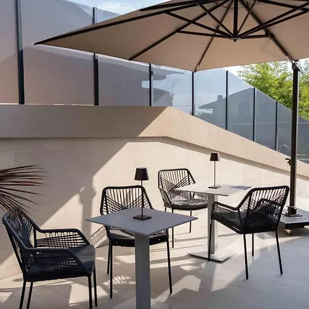 Divina Charme ベッド・アンド・ブレックファスト マスカルチーア