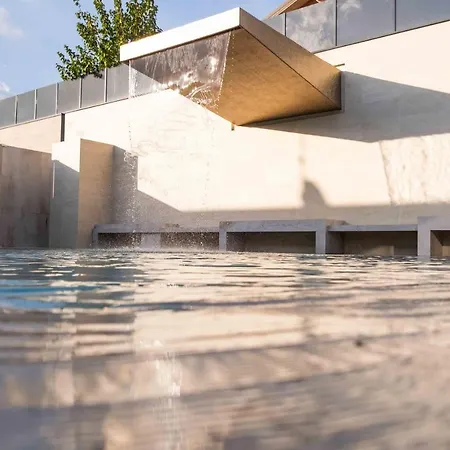 ベッド・アンド・ブレックファスト Divina Charme