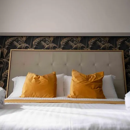 ベッド・アンド・ブレックファスト Divina Charme