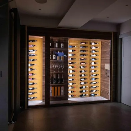 Divina Charme ベッド・アンド・ブレックファスト 5*