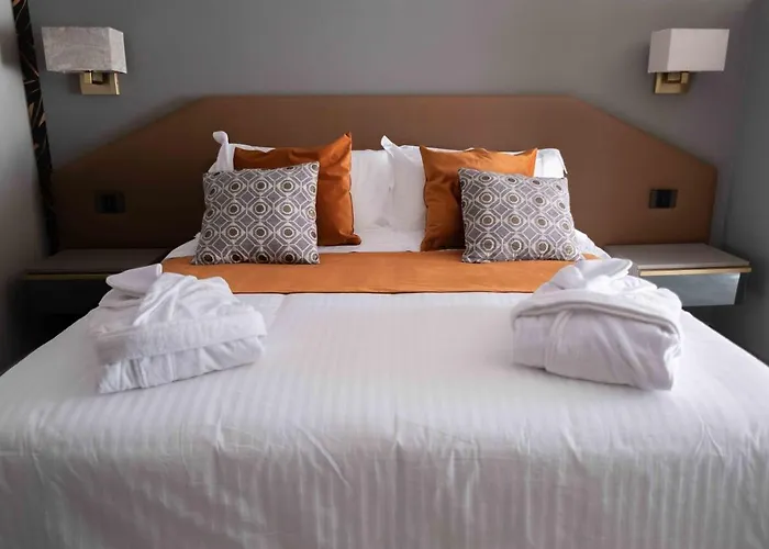 Divina Charme מאסקלוצ'יה