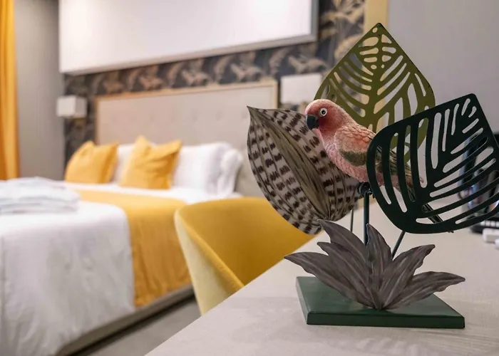 לינה וארוחת בוקר Divina Charme