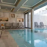 Divina Charme מאסקלוצ'יה