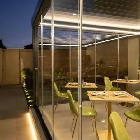 فندق مبيت وإفطار Divina Charme 5*